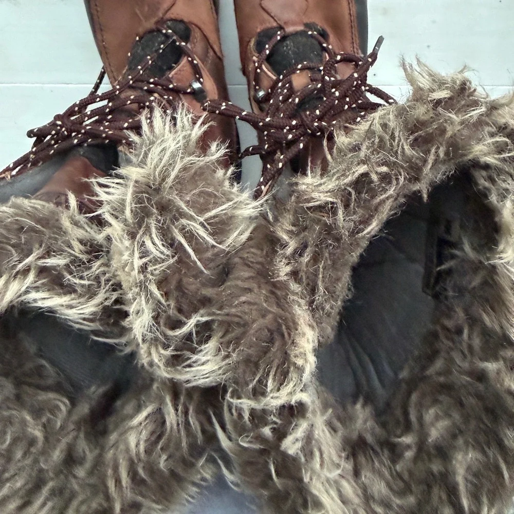 Helly Hansen Garibaldi Women's Winter Snow Boots Brown Faux Fur US 6.5 EU 37.5